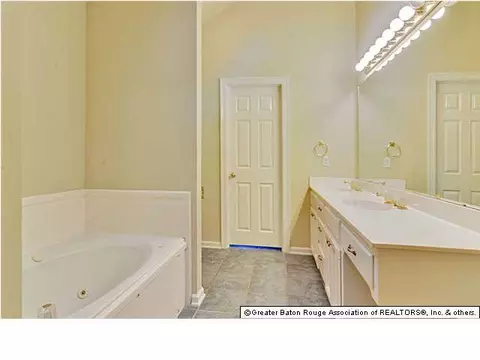 25144 Bickham Rd, Zachary, LA 70791 photo 11