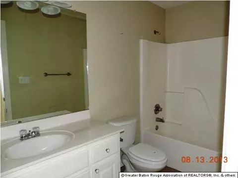 13301 Savannah Dr, Walker, LA 70785 photo 5