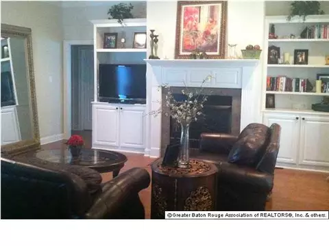 28018 Great Eagle Ave, Walker, LA 70785 photo 2
