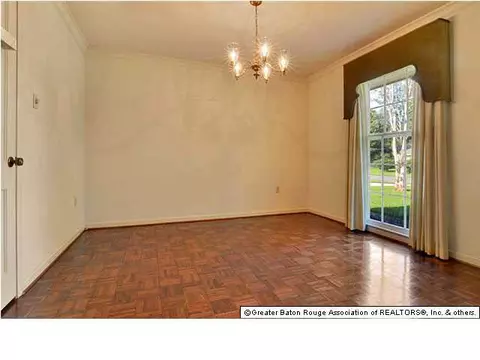 301 E Buffwood Dr, Baker, LA 70714 photo 6