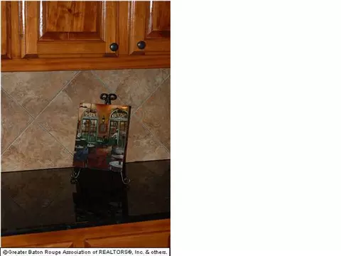 30490 Trace Ln, Walker, LA 70785 photo 9