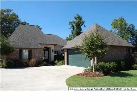 30490 Trace Ln, Walker, LA 70785 photo 1