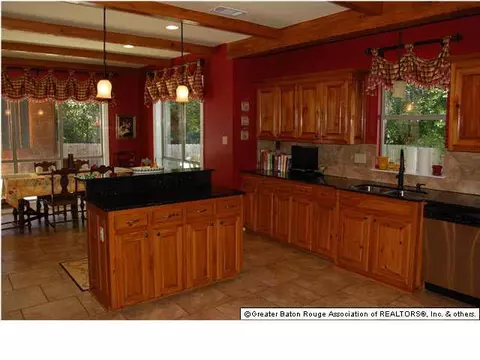 30490 Trace Ln, Walker, LA 70785 photo 6