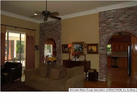 30490 Trace Ln, Walker, LA 70785 photo 4