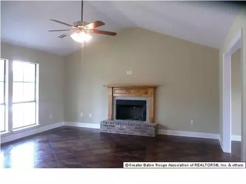 36149 Walker Rd N, Walker, LA 70785 photo 4