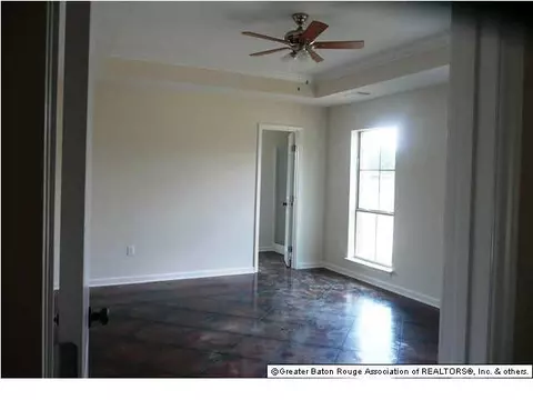 36149 Walker Rd N, Walker, LA 70785 photo 6