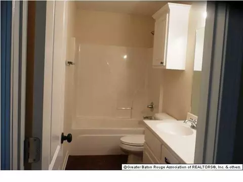 36149 Walker Rd N, Walker, LA 70785 photo 10