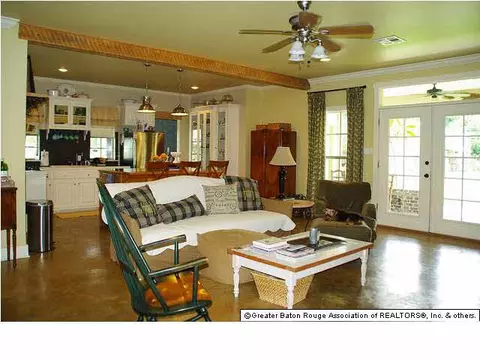 9471 Kimball Rd, Livonia, LA 70755 photo 4