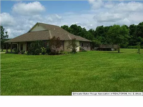 9471 Kimball Rd, Livonia, LA 70755 photo 2