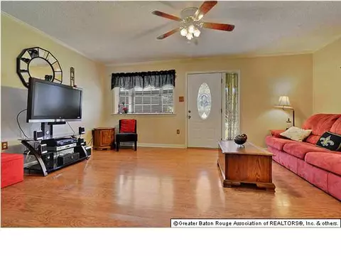 12985 Rebecca Dr, Walker, LA 70785 photo 5