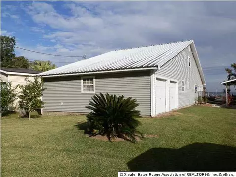929 Shell Beach Rd, Pierre Part, LA 70339 photo 9