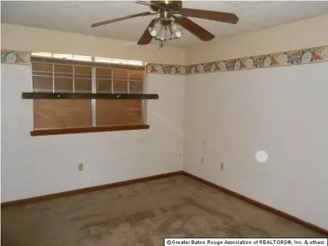 2205 Debra Dr, Baker, LA 70714 photo 9
