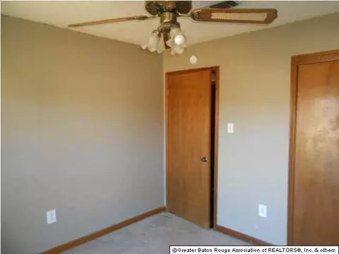 2205 Debra Dr, Baker, LA 70714 photo 13