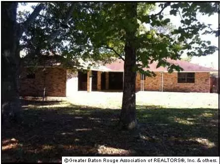 309 E Celeste Dr, Baker, LA 70714 photo 2