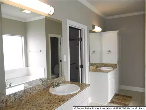 34237 Spring Lake Dr, Walker, LA 70785 photo 13