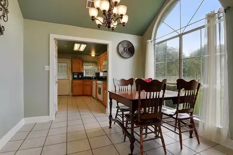 30591 Oak Crest Dr, Walker, LA 70785 photo 5