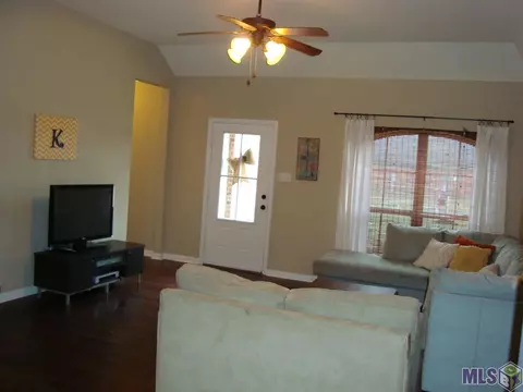 13360 Autumn Run Dr, Walker, LA 70785 photo 13