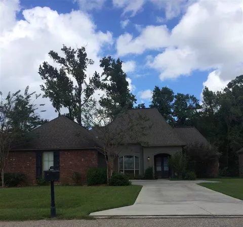 30359 Trace Ln, Walker, LA 70785 photo 1