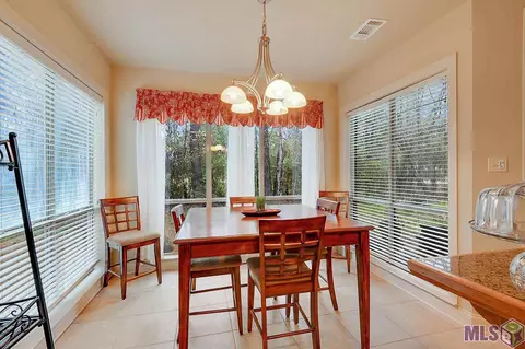 30359 Trace Ln, Walker, LA 70785 photo 4