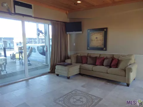 32875 Rivergate Cir #65, Springfield, LA 70462 photo 9