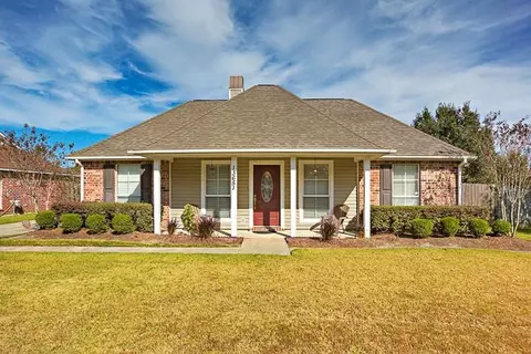 13651 S S Trce, Walker, LA 70785 photo 1