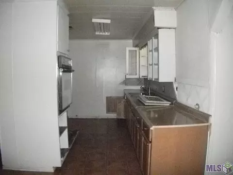 7125 Ruston Dr, Baker, LA 70714 photo 2