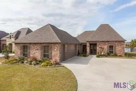 30953 Concord Dr, Walker, LA 70785 photo 1