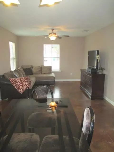 30246 Daffodil Dr, Walker, LA 70785 photo 2