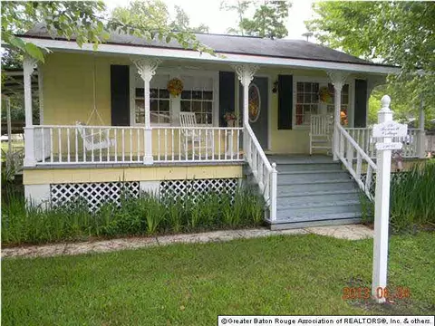 13054 Fox St, Maurepas, LA 70449 photo 1
