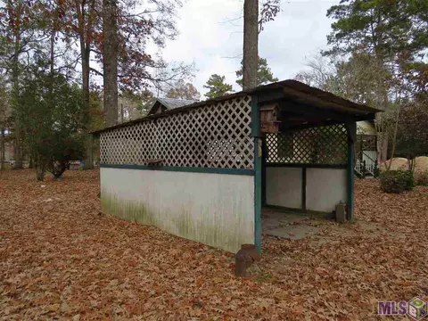 17401 Grove St, Walker, LA 70785 photo 2