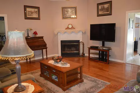 13185 Joycelyn, Walker, LA 70785 photo 5
