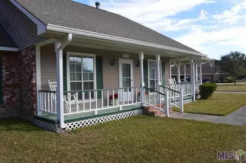 13185 Joycelyn, Walker, LA 70785 photo 2