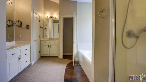 30090 Oak Shadow Dr, Walker, LA 70785 photo 20