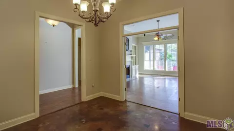 30090 Oak Shadow Dr, Walker, LA 70785 photo 16