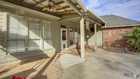 30090 Oak Shadow Dr, Walker, LA 70785 photo 26