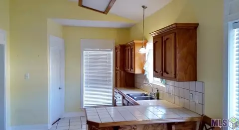 30420 Jackson St, Walker, LA 70785 photo 3