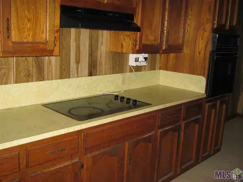 2393 Groom Rd, Baker, LA 70714 photo 5