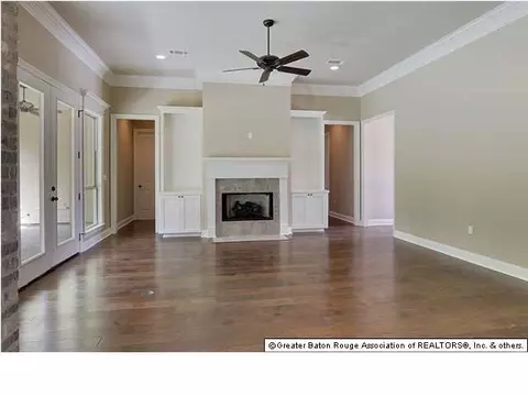 15786 Blackstone Dr, Central, LA 70770 photo 3