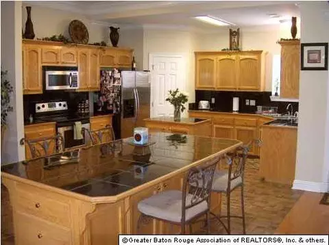 12531 Three Lakes Dr, Walker, LA 70785 photo 2