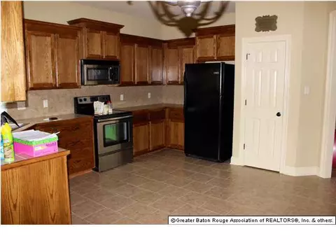33229 Cross Trl, Walker, LA 70785 photo 2
