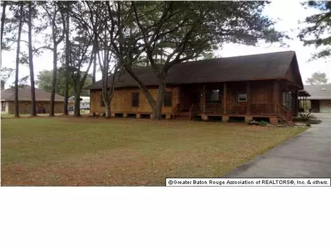 15232 Crystal Dr, Central, LA 70770 photo 3