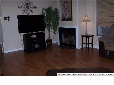 32870 Cypress Dr, Springfield, LA 70462 photo 11