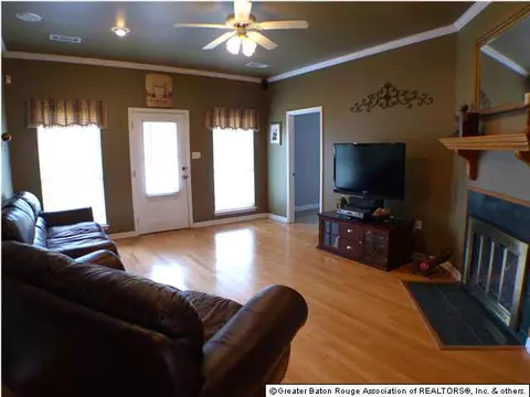 13496 Meadow Xing, Walker, LA 70785 photo 5