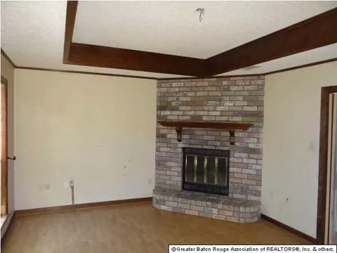 33939 Nancy Dr, Walker, LA 70785 photo 3