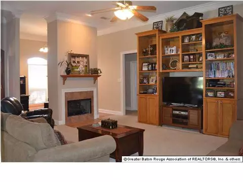 12521 Deerfield Dr, Walker, LA 70785 photo 6
