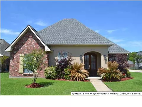 12521 Deerfield Dr, Walker, LA 70785 photo 1