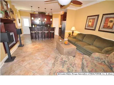 32875 Rivergate Cir #6, Springfield, LA 70462 photo 3