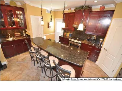 32875 Rivergate Cir #6, Springfield, LA 70462 photo 5