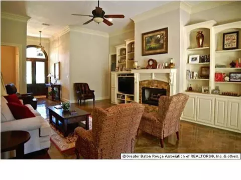 12060 Clanton Dr, Walker, LA 70785 photo 5