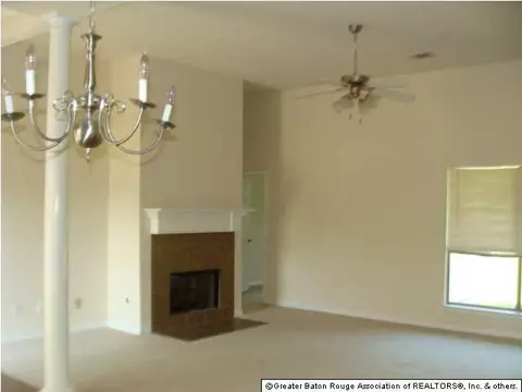 34036 Springlake Dr, Walker, LA 70785 photo 2